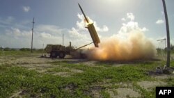 Sistemi i mbrojtjes raketore THAAD, i SHBA-së