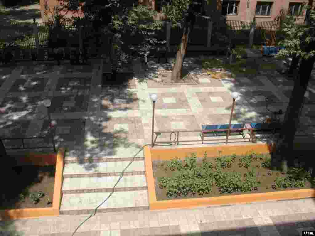 Нахустин гимназияи хусусӣ #18