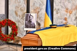 У Роттердамі провели ексгумацію останків полковника Євгена Коновальця, 11 серпня 2026 року
