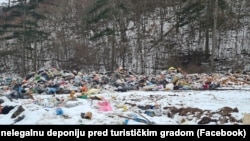 Ilegalna deponija blizu Višegrada.