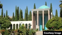 ارامگاه سعدی در شیراز