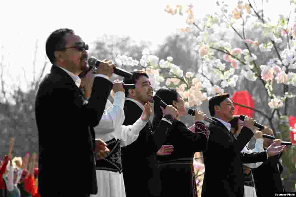 Ош мэриясы Нооруз майрамына карата уюштурган иш-чара.