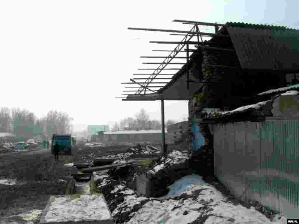 Dushanbe's Jews have had no place of worship for almost a year since the synagogue's destruction. - Tajikistan -- Old Synagogue in Dushanbe destroyed in Jun2008 to open space for Palace of the Nation