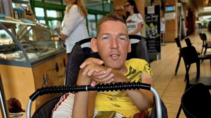 Прокуратура просить про домашній арешт Назарія Гусакова. Він повернувся в Україну