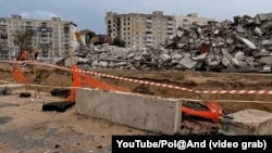 Окупаційна влада Луганщини оголосила, що близько 70 житлових багатоповерхівок в Сіверськодонецьку визнані непридатними для відновлення і їх планують знести
