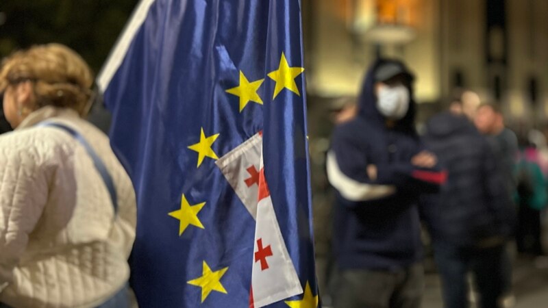 ევროპასთან უვიზოს შეჩერების ახალი ვადებისა და წესების შესახებ - ვის შეეხება? რა მოჰყვება?