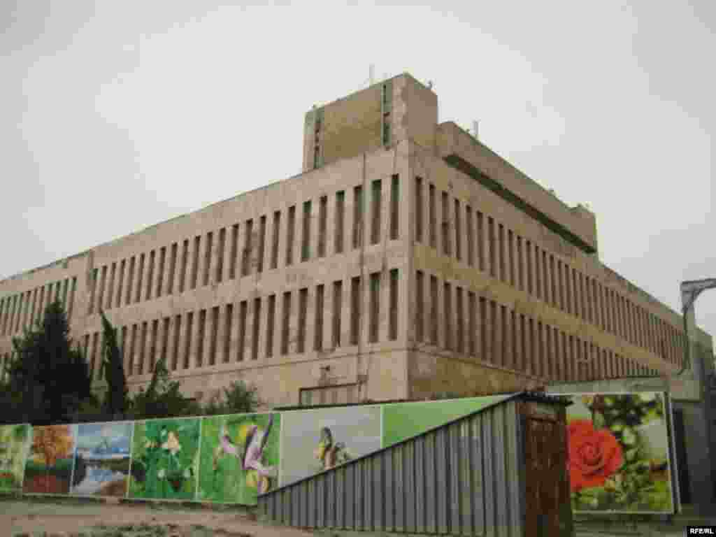 Lələsi köçən Azərbaycan sənayesi #20