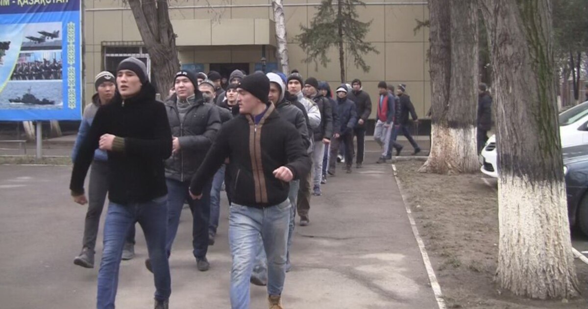 Төтенше порно Рокси Рэй