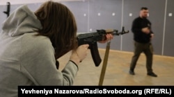 Під час заняття в Центрі Національного Спротиву у Запоріжжі