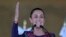 Claudia Sheinbaum a candidat din partea partidului MORENA (Movimiento Regeneración Nacional). 