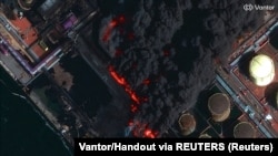 Пожежа в порту Усть-Луга на Балтиці в Ленінградській області Росії після українського удару дронами, 27 березня 2026 року (супутниковий знімок в інфрачервоному діапазоні)