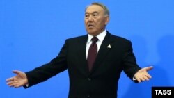 Kazakh President Nursultan Nazarbaev said sanctions and trade restrictions stemming from the Ukraine crisis would hamper the economic growth of Kazakhstan's partners.