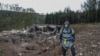 Піротехнік оглядає місце після вибуху в 2014 році. Існує «обґрунтована підозра щодо ролі членів російської військової розвідки… у вибуху», заявив прем’єр-міністр Чехії Андрей Бабіш