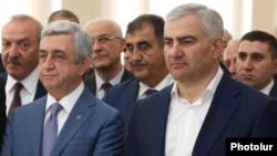 Armenia - President Serzh Sarkisian (L) and Russian-Armenian businessman Samvel Karapetian (R) inaugurate an energy lab at the National Polytechnic University in Yerevan, 5Jun2017.