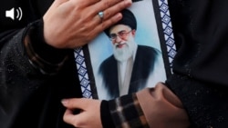 Портрет аятоллы Али Хаменеи 