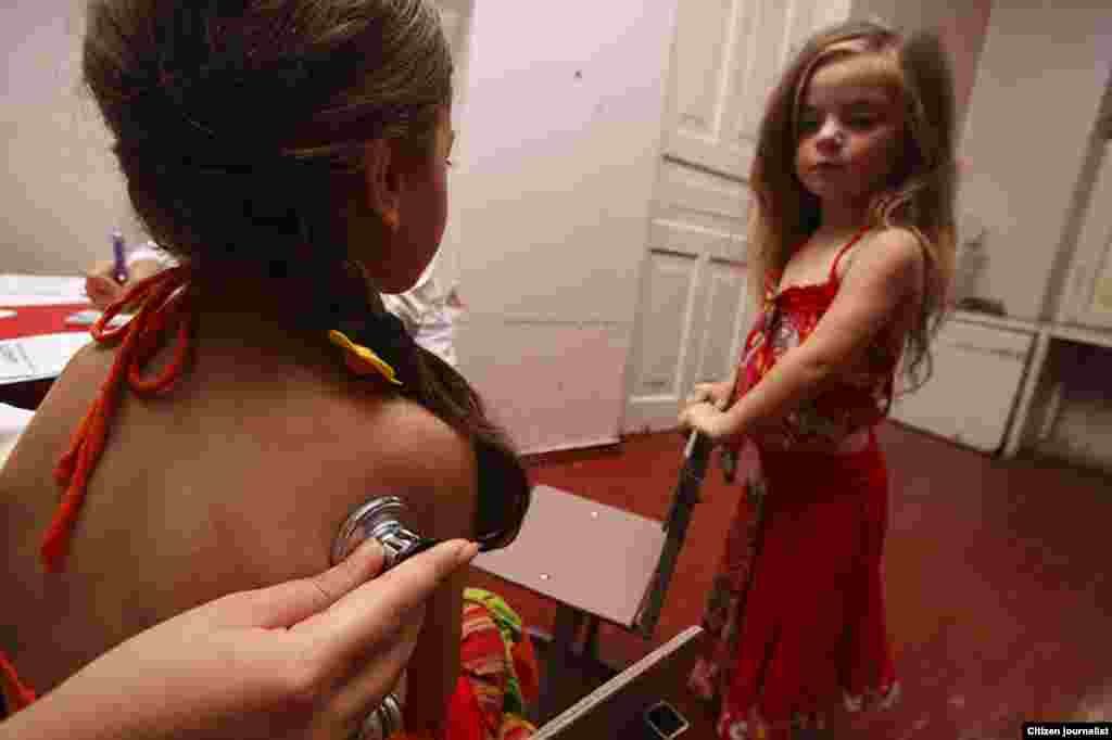 191 მარიამ ნაკანი-მამასახლისი: "უიარაღოდ"