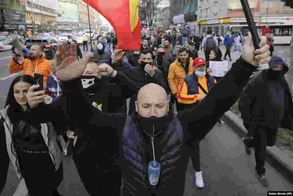 The march in downtown Bucharest