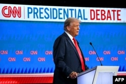 Дональд Трамп під час дебатів
