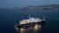 Nava de croazieră MV Hondius în largul portului din Praia, capitala Capului Verde, pe 6 mai 2026.