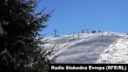 Скијачки центар Попова Шапка.
