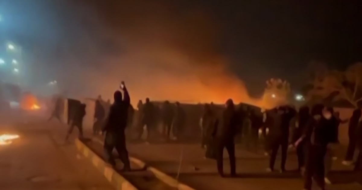 Të paktën 2 403 të vdekur në protestat në Iran  thotë grupi për të drejtat e njeriut