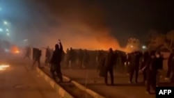 Antivladini protesti u Mašhadu, na sjeveroistoku Irana, 13. januara.