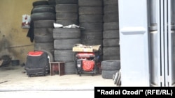 Коргоҳҳои хурд барои бекор нанишастану зиён надидан, аз генераторҳо истифода мекунанд. 