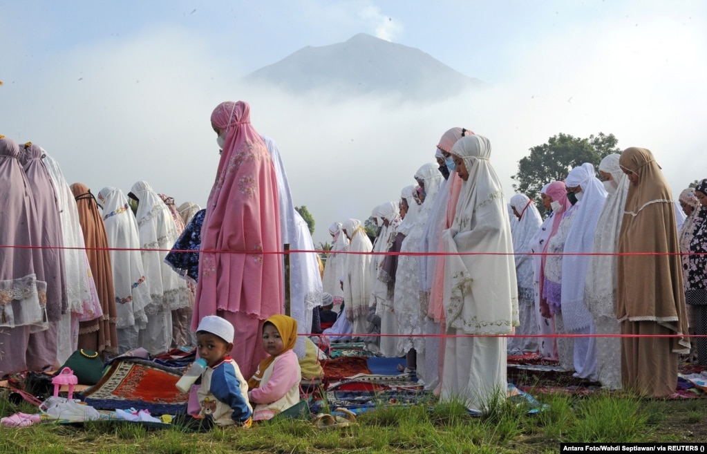 Xhambi, Indonezi