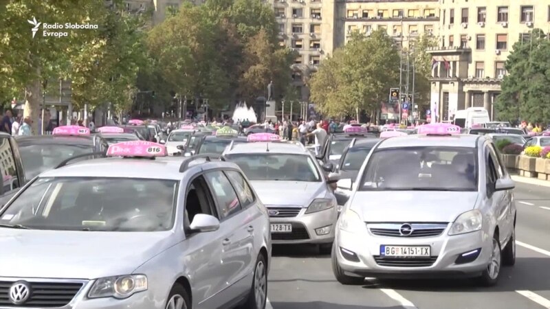Završen protest taksista u Beogradu, novi najavljen za utorak 