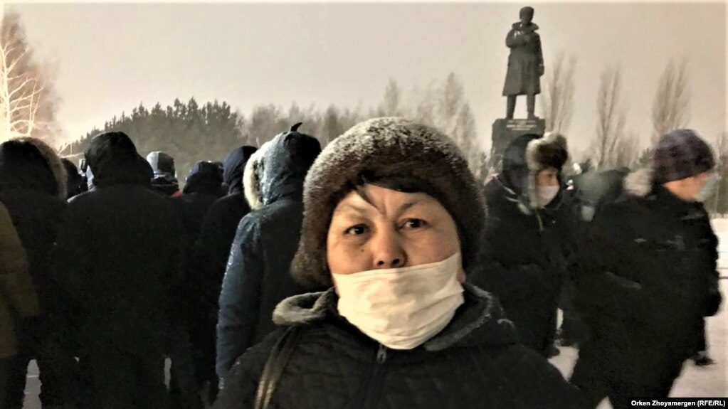 Машинистка крана Сауле Сейдахметова во время протеста крановщиков. Нур-Султан, 28 февраля 2021 года 