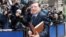 Președintele Comisiei Europene Jose Manuel Barroso sosind la cartierul general al Uniunii Europene de la Bruxelles, 27 iunie 2013.