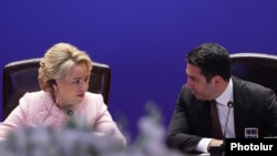 Armenia - Armenian parliament speaker Alen Simonian and his Russian counterpart Valentina Matvienko attend the 10th Russian-Armenian Interregional Forum, Yerevan, June 6, 2025.