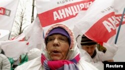 Митинг за ассоциацию Украины с ЕС (перед зданием правительства, Киев, 26 ноября 2013 года) 