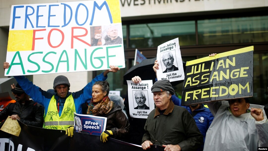 Protesti protiv izručenja Assangea SAD-u, London