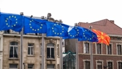 Zastae EU i Makedonije, ilustrativna fotografija