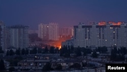 Київ. Ніч на 28 вересня 2025 року. Пожежа на місці влучання російського повітряного засобу ураження