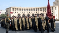 Եկեղեցու բարենորոգման օրակարգը հասել է նաև ՊՆ խորհրդակցությունների դահլիճ. ինչ են պատմում գնդերեցները