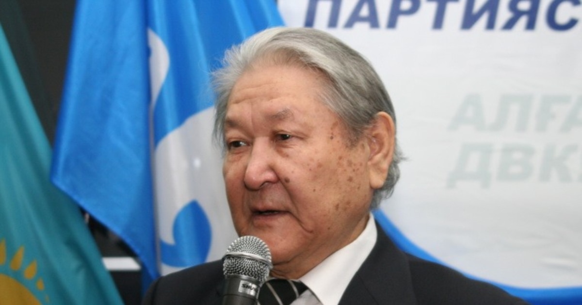 Юбка арқылы жыныстық қатынас Сексуалды жапондық транссексуал