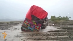 Suwuň joşmagy ýollary böwetledi