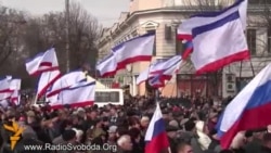 У центрі Сімферополя мітинг на підтримку референдуму і приєднання Криму до Росії