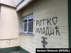 Grafit Ratka Mladića u Novom Sadu (5. jun 2021.)