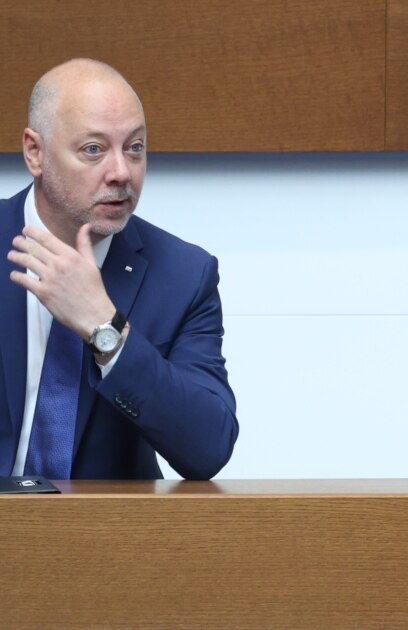 Парламентът ще гласува в четвъртък петия вот на недоверие срещу