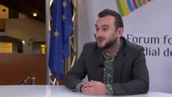 Quakerii, lupta cu știrile false și cu discursul urii