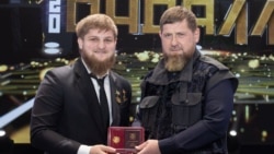 Глава Чечни Рамзан Кадыров и его сын Ахмат, министр спорта республики.