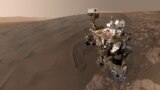Curiosity Mars rover vehicle/ self-portrait