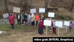 Local women spearheaded the effort on the ground with round-the-clock riverside vigils at the dam site.