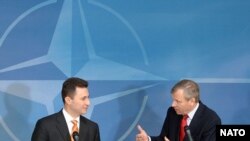 Премиерот Груевски при последната посета на НАТО во Брисел