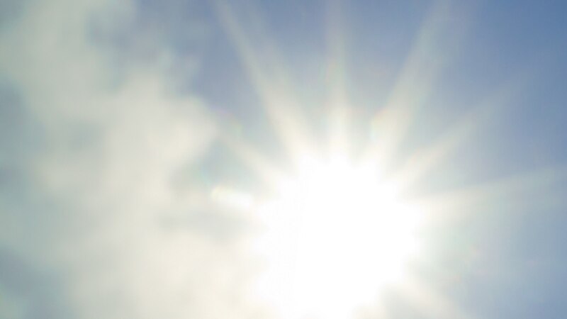 Времето денеска: сончево со мала облачност