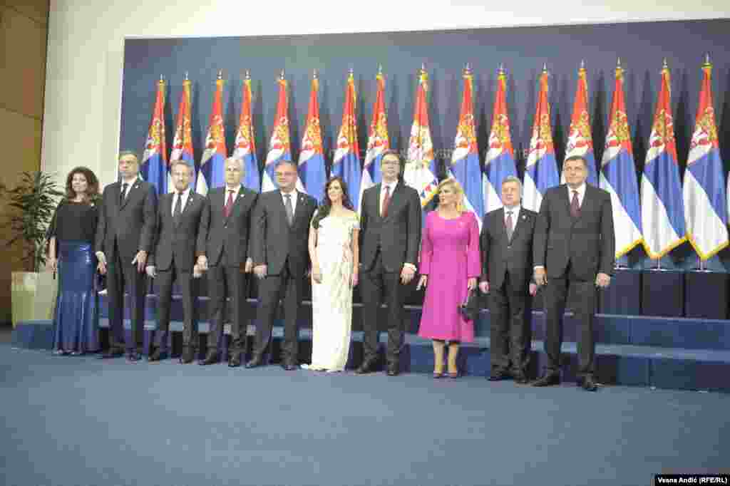 Filip Vujanović, Bakir Izetbegović, Dragan Čović, Mladen Ivanić, Tamara (supruga Aleksandra Vučića), Aleksandar Vučić, Kolinda Grabar Kitarović, Đorđe Ivanov i Milorad Dodik