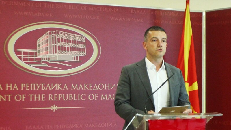 Манчевски: Нема да има отпуштања од јавната администрација